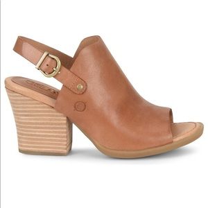 Born Pea Slingback Sandal